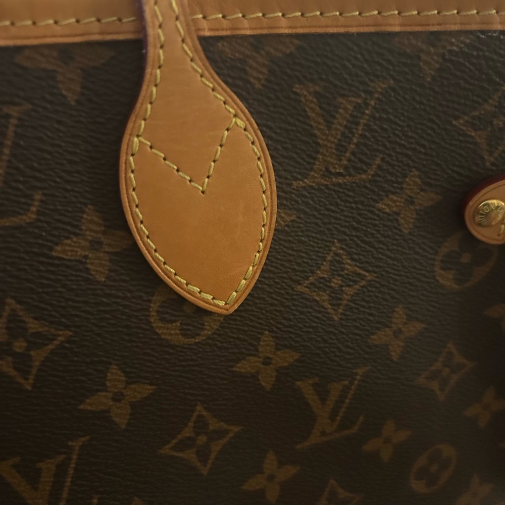 Louis Vuitton Classic Brown MM Neverfull Tote - Picture 5 of 8